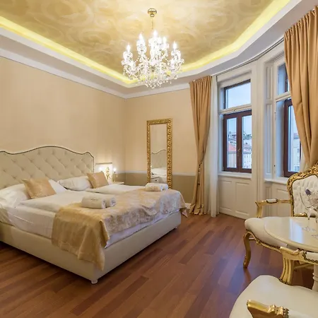 Square Heritage 4*