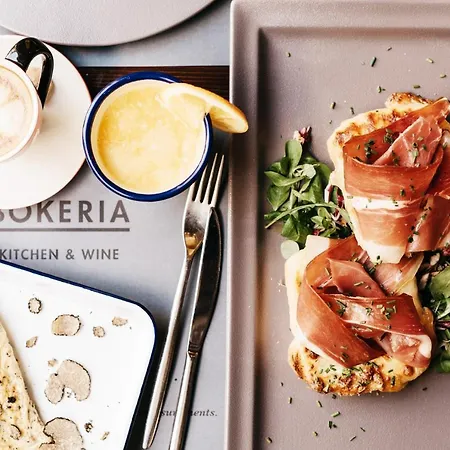 Square Heritage Hotel 4*