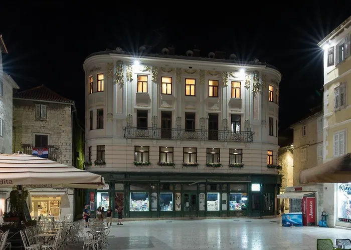 호텔 Square Heritage