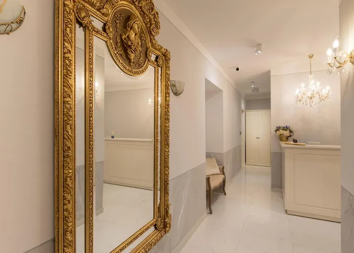 Square Heritage 호텔