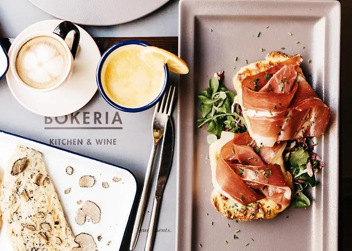 Square Heritage Hotel 4*