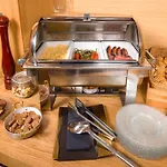 Square Heritage Hotel 4*