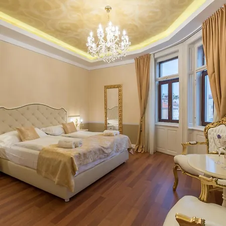 Square Heritage 4*