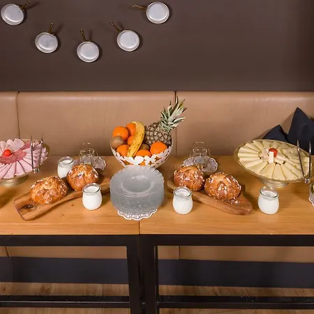 Hotell Square Heritage 4*