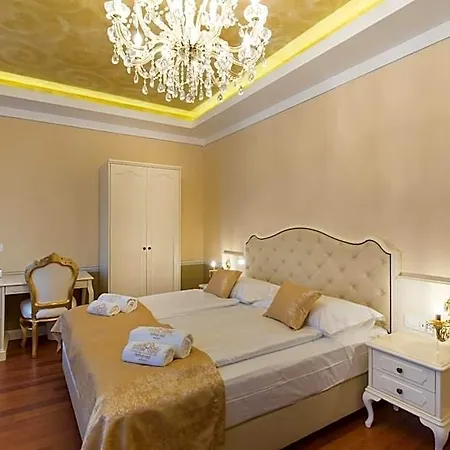 Square Heritage Отель 4*