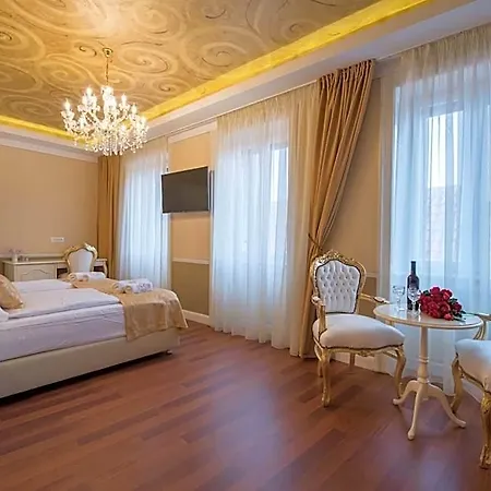 Square Heritage Сплит