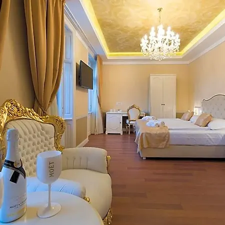 Square Heritage Отель 4*