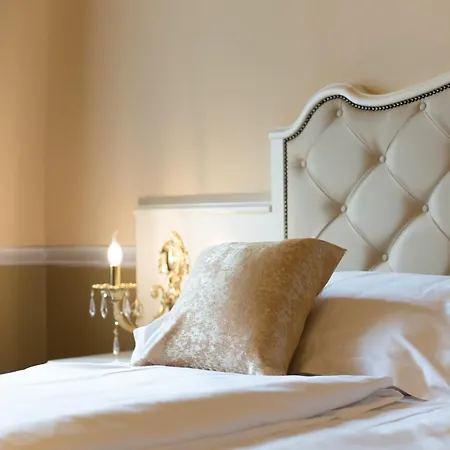 Square Heritage Split