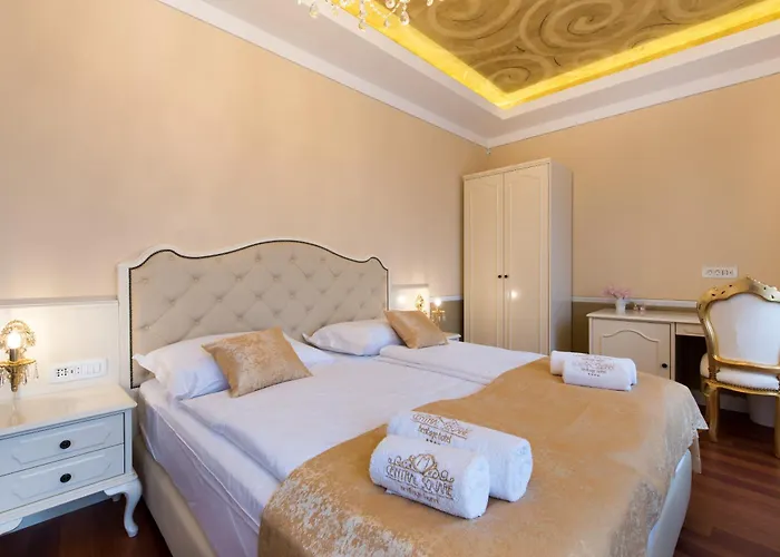 Square Heritage Ξενοδοχείο